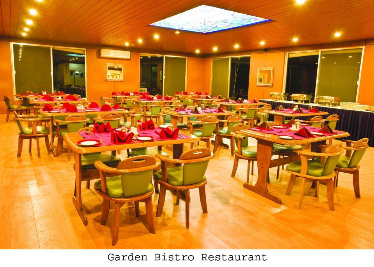 Nazimgarh Garden Resort 巴纳内拉斯 外观 照片